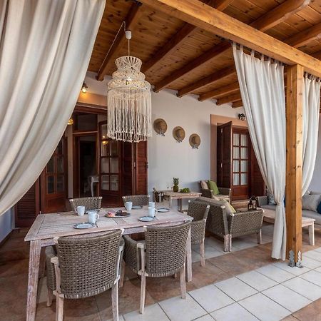 Casa Aestas Villa Lakhania Bagian luar foto