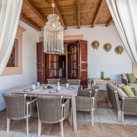 Casa Aestas Villa Lakhania Bagian luar foto