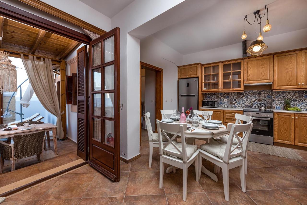 Casa Aestas Villa Lakhania Bagian luar foto