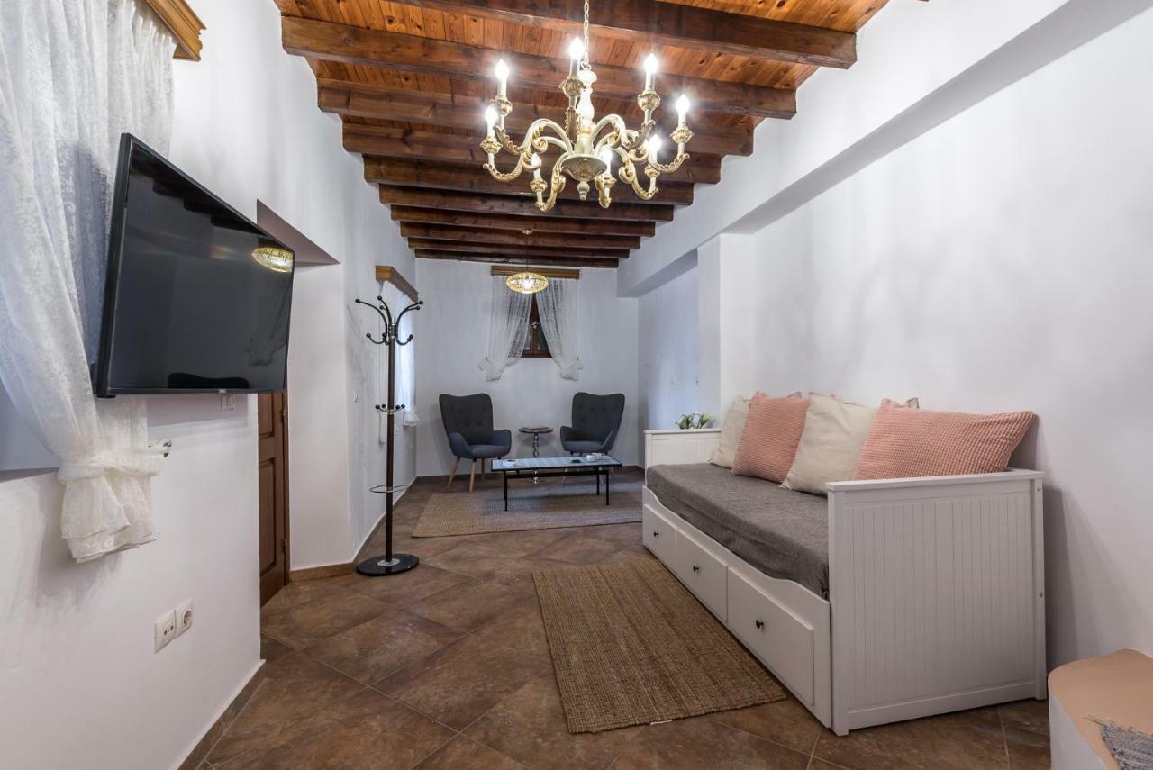Casa Aestas Villa Lakhania Bagian luar foto